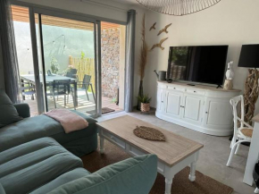 Duplex avec piscine, près de la mer, Cala Rossa